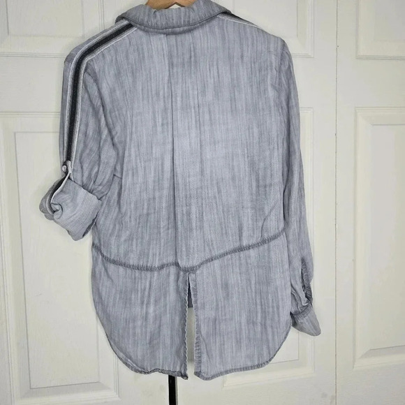Cloth & Stone Anthro Size S Shirt Gray Chambray Tencell Split Back Roll Tab - Picture 4 of 7